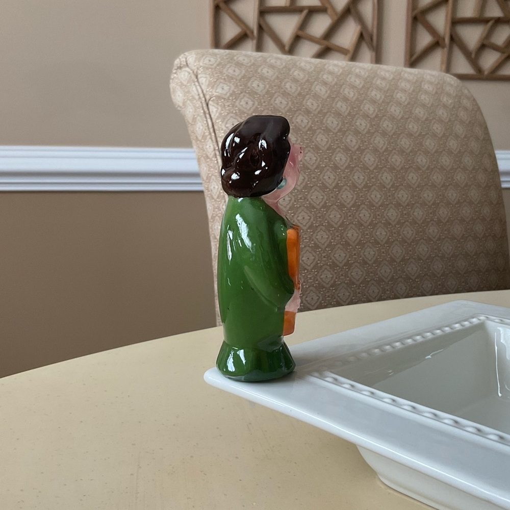 Mrs. Sex Symbol Platter Decoration - Picture 4 of 7